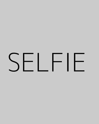 SELFIE (2022) poster
