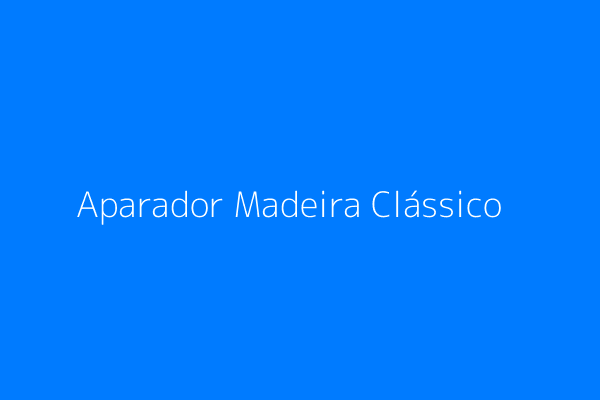 Aparador de Madeira Clássico